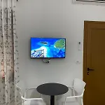 Rentrooms Geni Гостевой дом