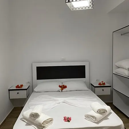 Guest house Rentrooms Geni