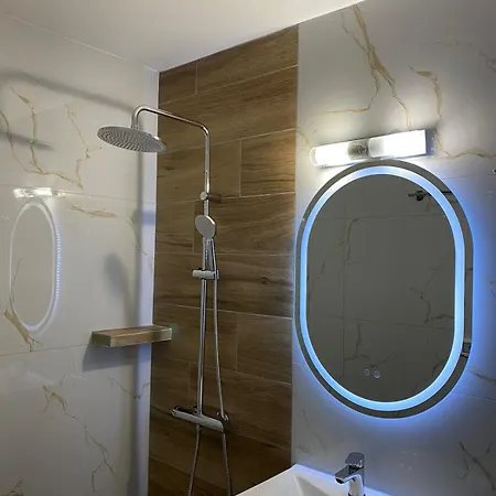 Pensión Rentrooms Geni