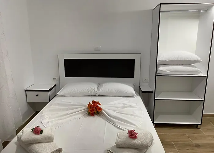 Maison d'hôtes Rentrooms Geni Ksamil