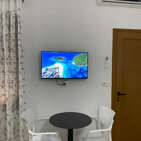 Rentrooms Geni Pensionat